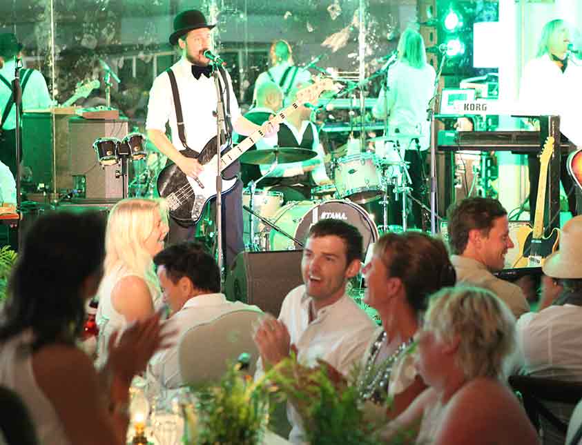 live-musik-sommar-falkenberg-strandbad-start Liveuppträdande på fest på Falkenberg Strandbad